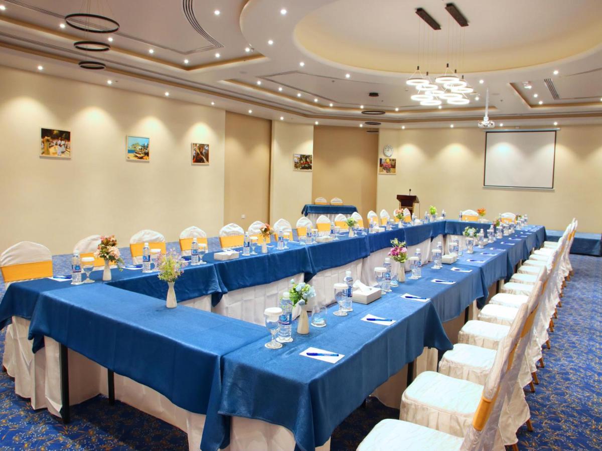 Rozana Hotel Маскат Екстер'єр фото